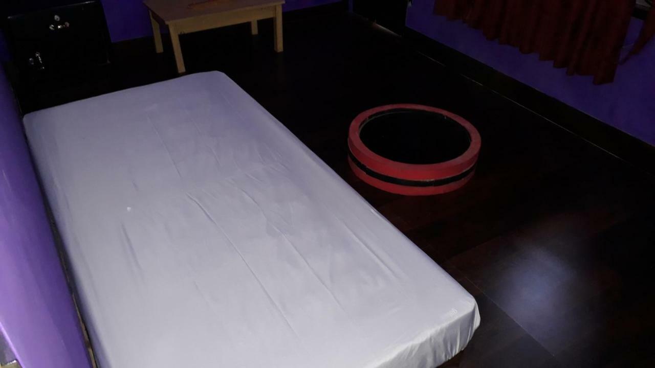 Jabu Rosmina Hotell Citeureup Exteriör bild