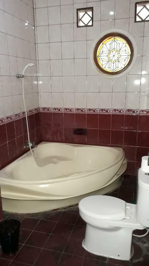 Jabu Rosmina Hotell Citeureup Exteriör bild